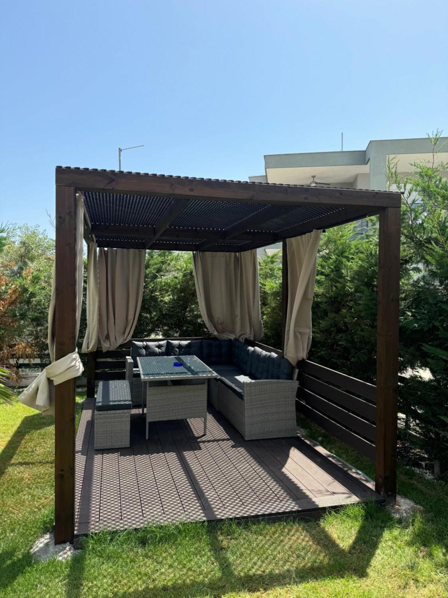 L&S House Apartment Nikiti  Exterior photo